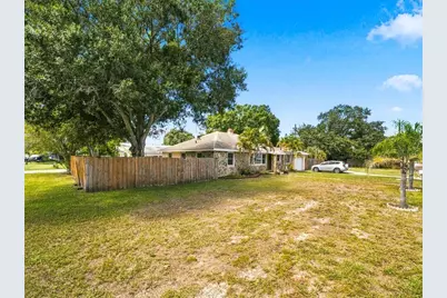 1525 56th Street S, Gulfport, FL 33707 - Photo 36