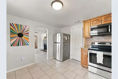 1525 56th Street S, Gulfport, FL 33707 - Photo 10