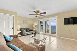5118 Coquina Key Dr SE, Saint Petersburg, FL 33705 - Photo 4