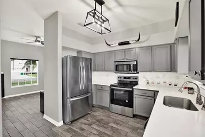 6946 Belt Link Loop, Wesley Chapel, FL 33545 - Photo 6