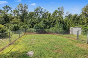7257 Berry Rd, Zephyrhills, FL 33540 - Photo 40