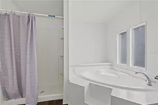 7257 Berry Rd, Zephyrhills, FL 33540 - Photo 28
