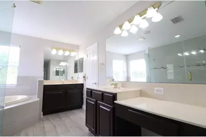 27709 Kirkwood Circle, Wesley Chapel, FL 33544 - Photo 26