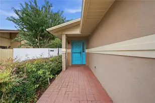3423 Pico Dr, Tampa, FL 33614 - Photo 8