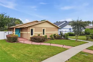 3423 Pico Dr, Tampa, FL 33614 - Photo 1