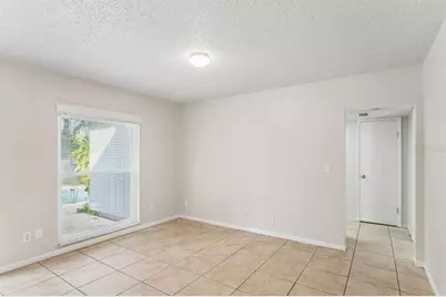 14051 Briardale Lane, Tampa, FL 33618 - Photo 10