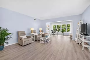 2255 Philippine Dr, Clearwater, FL 33763 - Photo 8