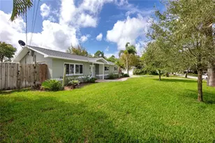 902 Robin Ave, Palm Harbor, FL 34683 - Photo 36