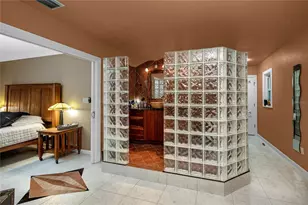 902 Robin Ave, Palm Harbor, FL 34683 - Photo 20