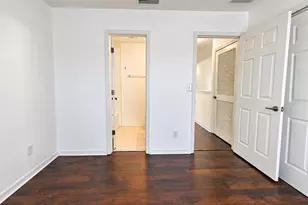 4887 Tuscan Loon Dr, Tampa, FL 33619 - Photo 16