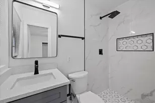 9410 N Valle Dr, Tampa, FL 33612 - Photo 28