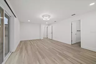 9410 N Valle Dr, Tampa, FL 33612 - Photo 34