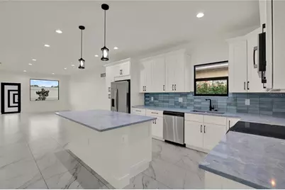 2725 W Green Street, Tampa, FL 33607 - Photo 4