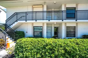 6210 Sun Blvd, Saint Petersburg, FL 33715 - Photo 2
