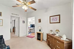 37340 Neukom Ave, Zephyrhills, FL 33541 - Photo 58