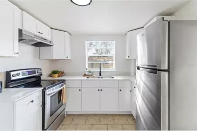 1410 E 98th Avenue, Tampa, FL 33612 - Photo 2