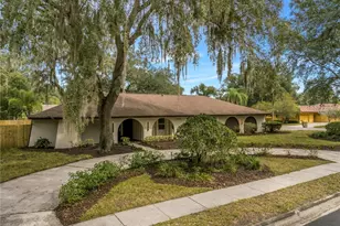 1116 N Riverhills Dr, Temple Terrace, FL 33617 - Photo 1
