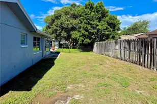 7625 Embassy Blvd, Port Richey, FL 34668 - Photo 8