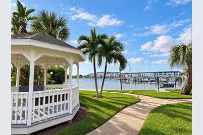 3128 59th Street S #114, Gulfport, FL 33707 - Photo 2