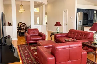 12935 Pineforest Way W, Largo, FL 33773 - Photo 2