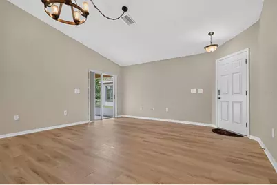 6550 Bayston Hill Place, Zephyrhills, FL 33541 - Photo 6