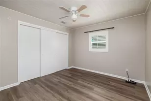 5396 4th St N, Saint Petersburg, FL 33703 - Photo 24