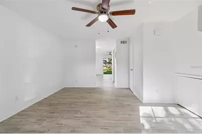 5182 Sunridge Palms Drive #5182, Tampa, FL 33617 - Photo 12