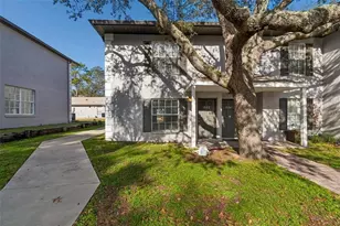 5182 Sunridge Palms Dr, Tampa, FL 33617 - Photo 6