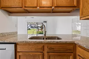 5182 Sunridge Palms Dr, Tampa, FL 33617 - Photo 28