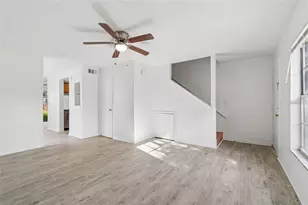 5182 Sunridge Palms Dr, Tampa, FL 33617 - Photo 14