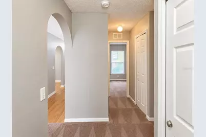 6077 Roble Avenue, Spring Hill, FL 34608 - Photo 14