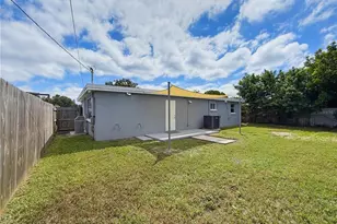 9218 86th St N, Seminole, FL 33777 - Photo 46
