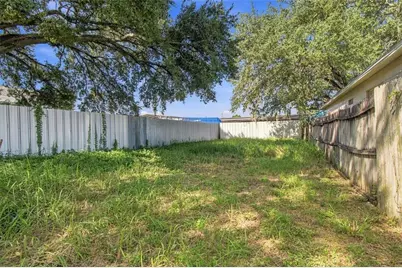 4620 N 35th Street, Tampa, FL 33610 - Photo 2