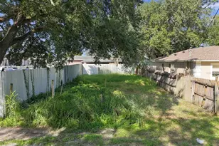 4620 N 35th St, Tampa, FL 33610 - Photo 1