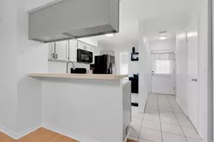 11341 Stratton Park Dr, Temple Terrace, FL 33617 - Photo 12