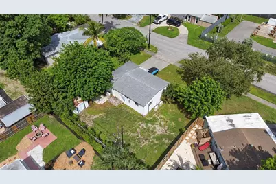 2617 NE 16th Avenue, Pompano Beach, FL 33064 - Photo 2