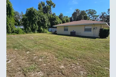 12394 SE 139th Avenue, Ocklawaha, FL 32179 - Photo 2