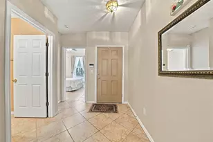 10429 Heron Lake Dr, Riverview, FL 33578 - Photo 8