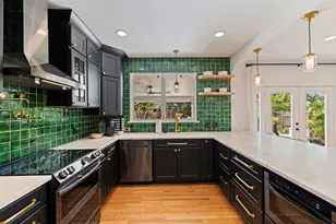 1037 51st Ave N, Saint Petersburg, FL 33703 - Photo 16