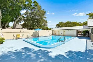 821 3rd Ave SW, Largo, FL 33770 - Photo 28