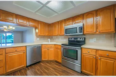 9200 Park Boulevard #105, Seminole, FL 33777 - Photo 10