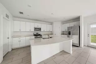 35194 Ackley Trce, Zephyrhills, FL 33541 - Photo 8