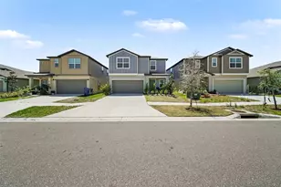35194 Ackley Trce, Zephyrhills, FL 33541 - Photo 4