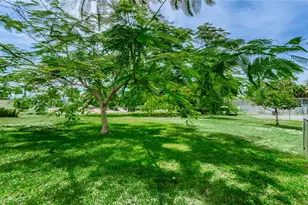 1983 W Vina Del Mar Blvd, Saint Pete Beach, FL 33706 - Photo 38