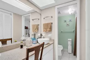 151 Lakeview Way, Oldsmar, FL 34677 - Photo 18