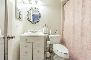 6811 Mitchell Cir, Tampa, FL 33634 - Photo 18