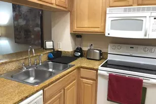 906 Laura St, Clearwater, FL 33755 - Photo 6