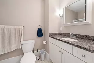 940 Locust St NE, Saint Petersburg, FL 33701 - Photo 14