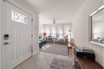 940 Locust Street NE, Saint Petersburg, FL 33701 - Photo 6