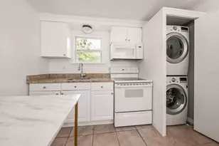 940 Locust St NE, Saint Petersburg, FL 33701 - Photo 22
